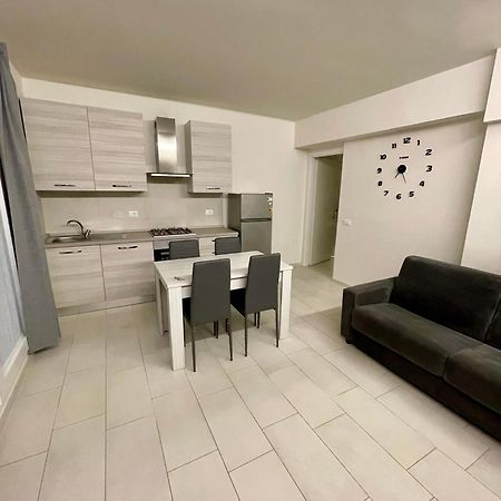 Anita'S House-Abitazione A Pochi Passi Dal Centro Apartment Песаро Екстериор снимка